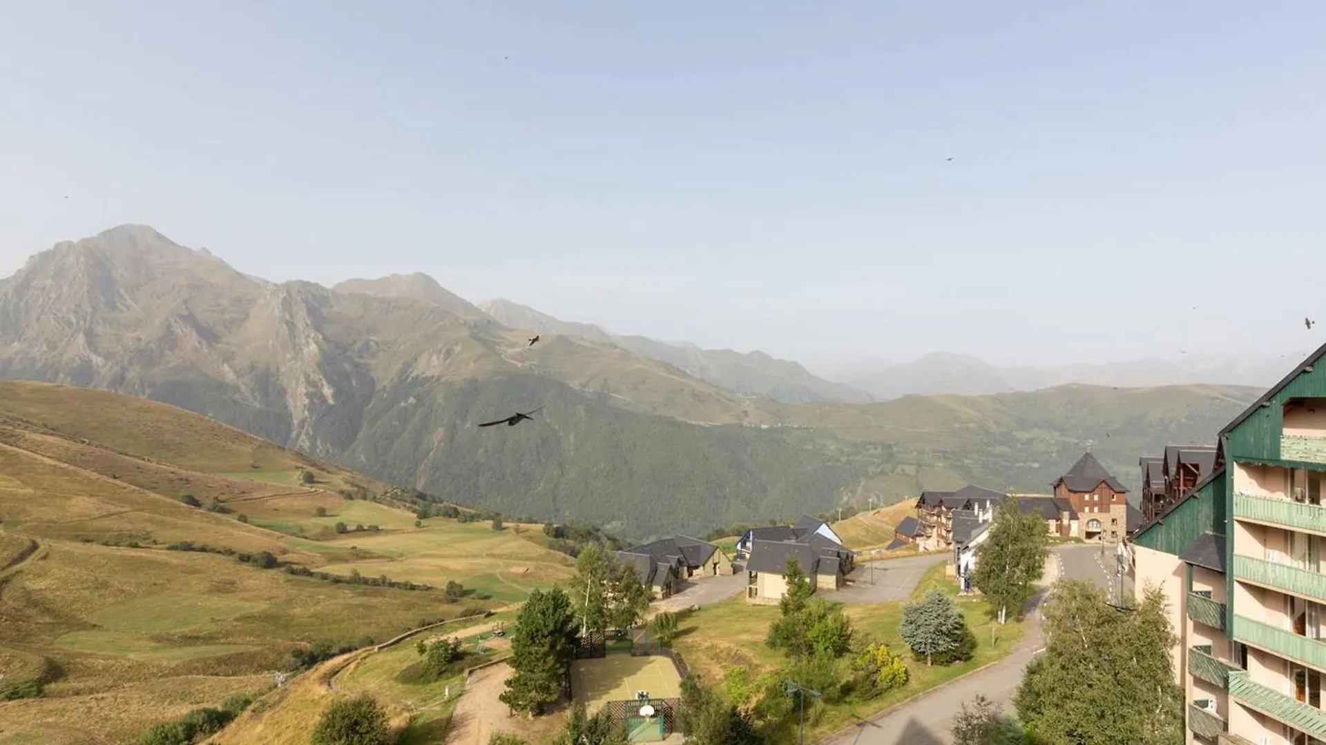 Studio Pour 6 Pers. A Peyragudes Pres Des Pistes Avec Parking & Navette Gratuite - Fr-1-695-57 Gouaux-de-Larboust 0*,  Francja
